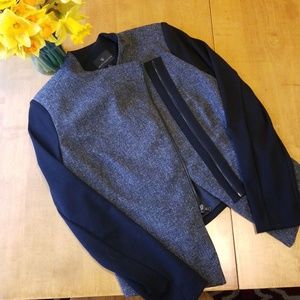 Black and gray suit jacket